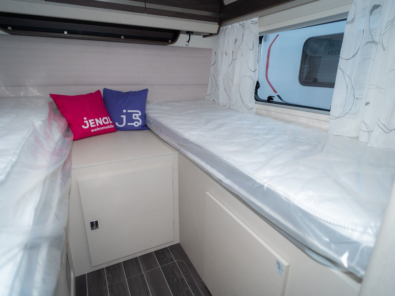 Fahrzeugabbildung Rimor Seal 95 Plus AKTION *Lithium*Hubbett*gr.Kühls.*