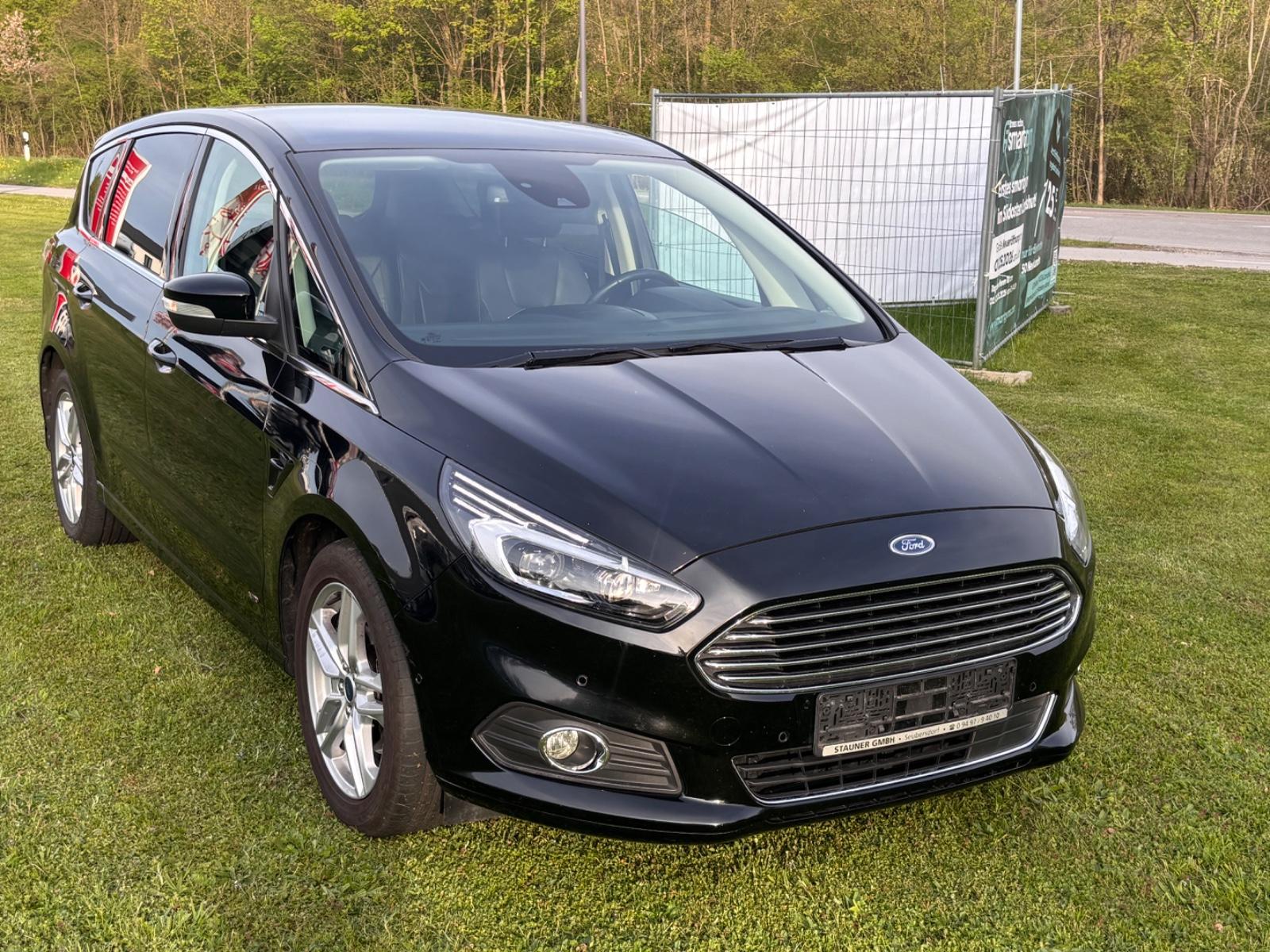 Ford S-Max S-MAX Titanium AWD 7xSitz