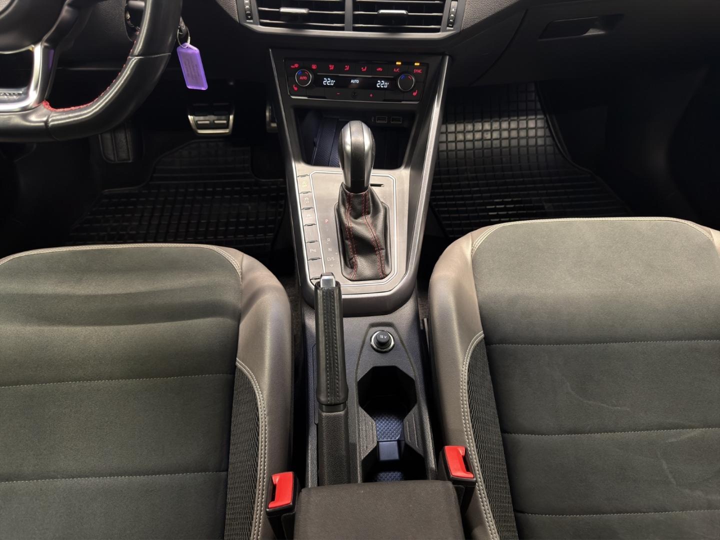 Volkswagen Polo GTI 2.0 TSI DSG ACTIVE-INFO BEATS KAMERA 18, миниатюра 11