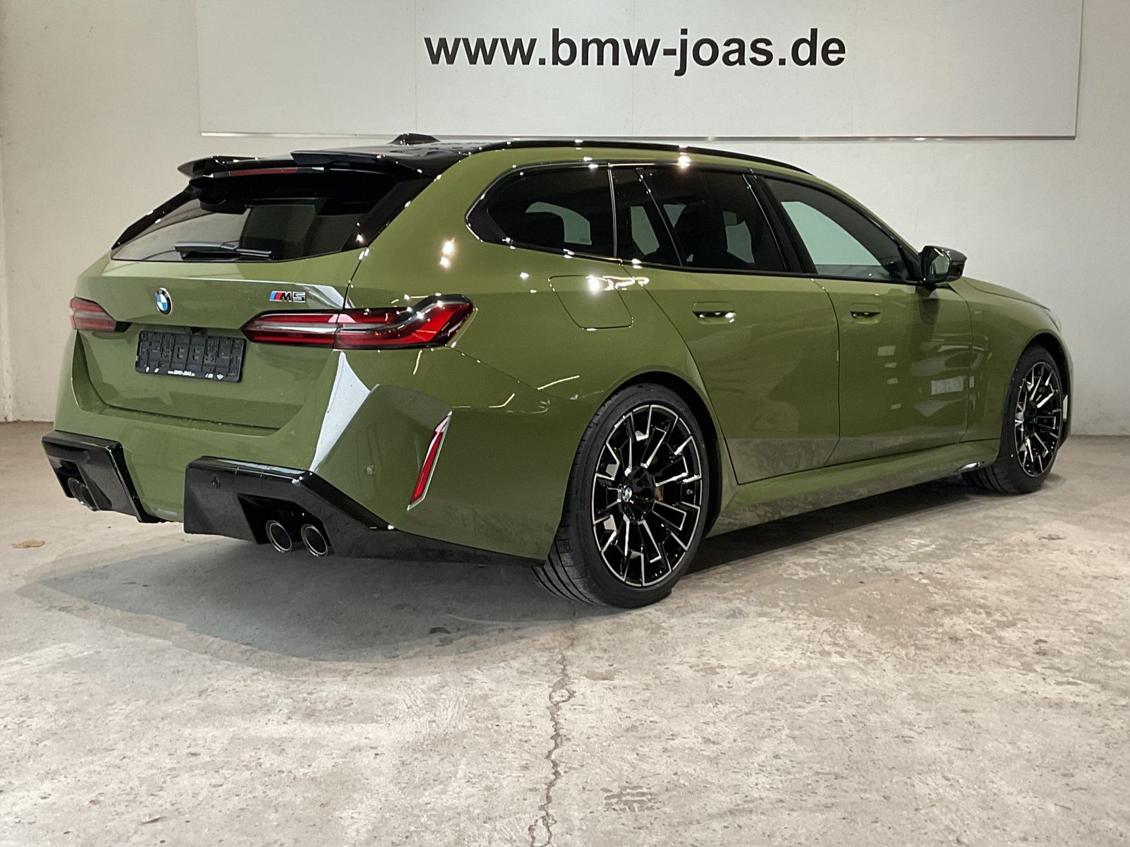 Fahrzeugeinzelansicht 17 Fahrzeugabbildung BMW M5 Touring 0,5% Versteuerung,Sonderlackierung~Pa