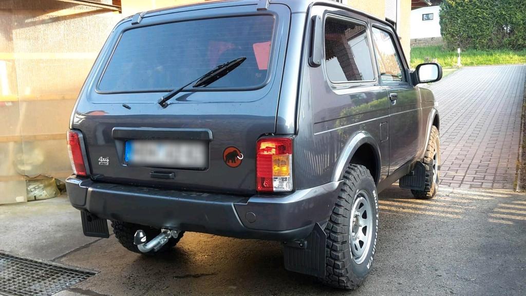 Lada Urban