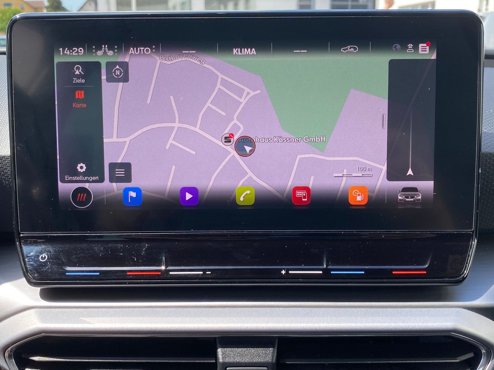 Fahrzeugabbildung SEAT Leon FR 1,5 eTSI DSG *NAVI*PLA*ASSIST-PAKET