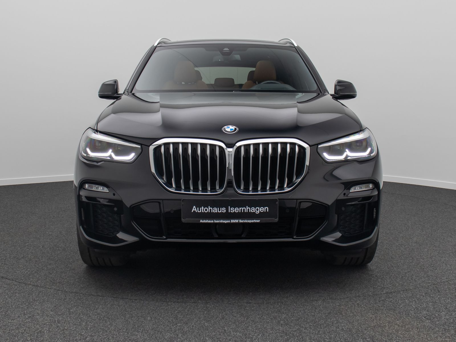 Fahrzeugabbildung BMW X5 xD30d M Sport B&W HUD DAB Panorama 22Zoll