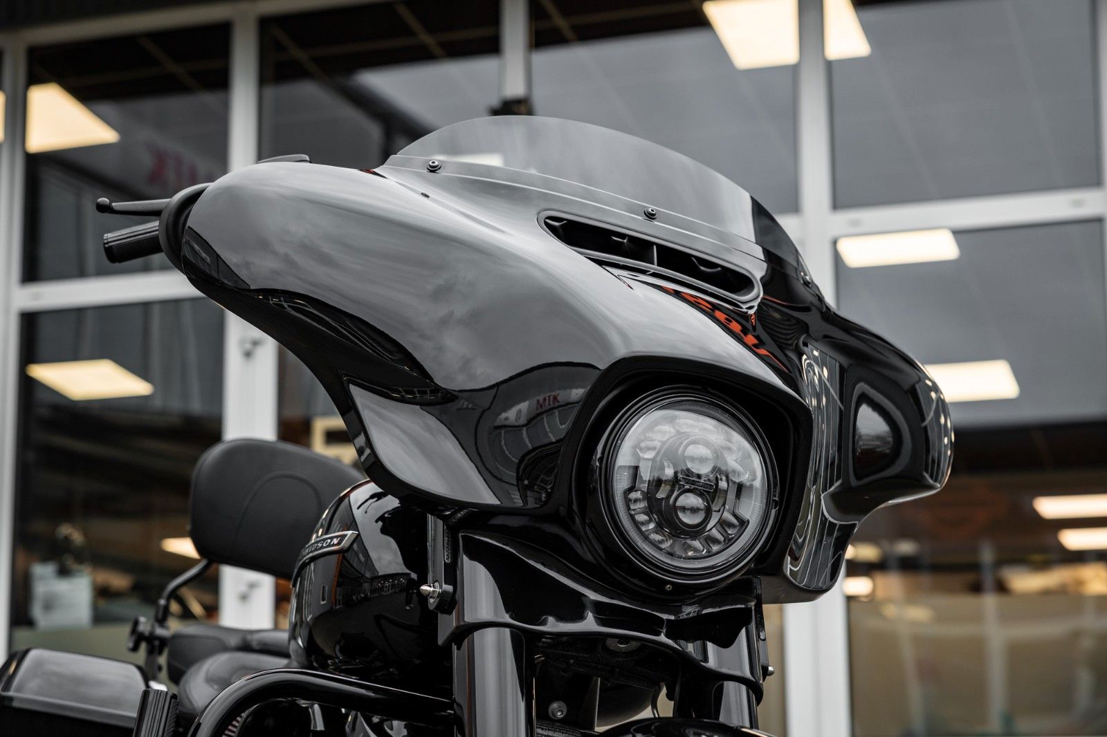 Fahrzeugabbildung Harley-Davidson FLHXS Street Glide 114 cui - Jekill & Hyde -