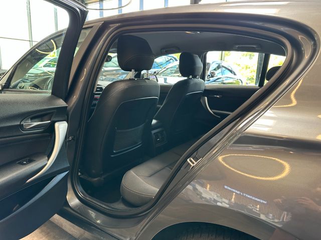 BMW 118 *Sport* Tempo*Navi*2-Hand*Scheckheft*2-Zonen