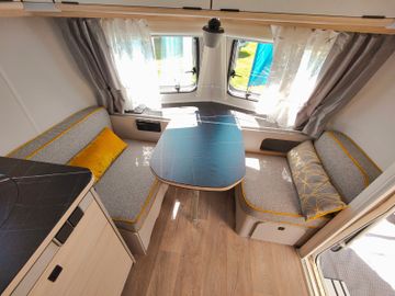 Fahrzeugabbildung HYMER / ERIBA / HYMERCAR TOURING 310 LEGEND URBAN 2023
