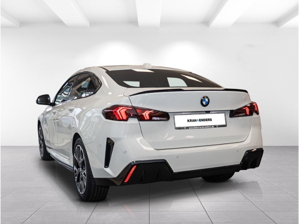 BMW 220 - Bild 4