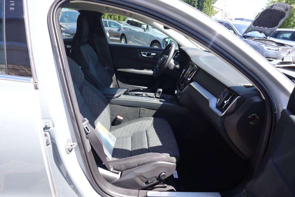 Volvo V60 B4 D Core NAVIGATION AHK R-CAM SHZG V+H, миниатюра 10
