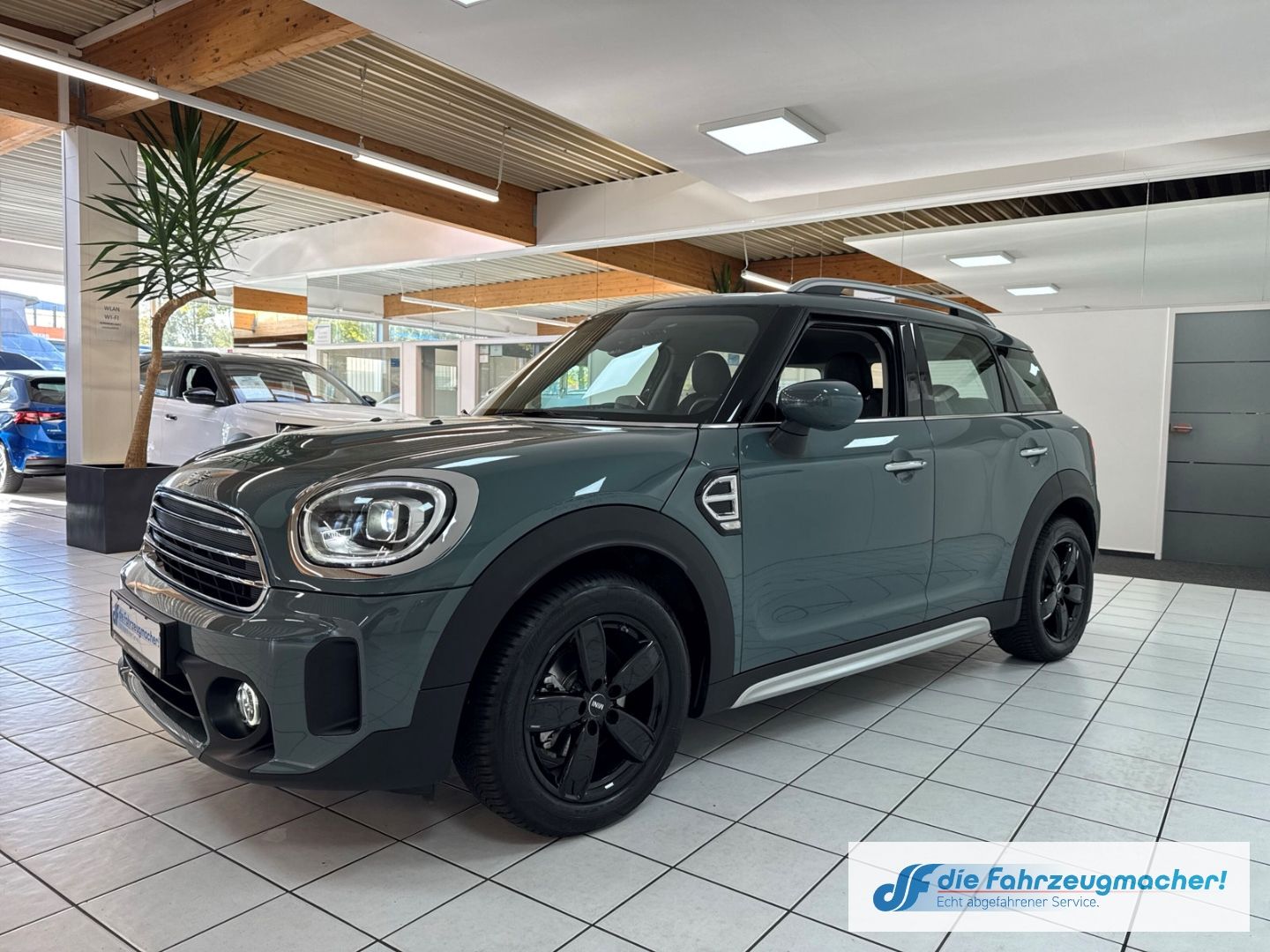 Fahrzeugabbildung MINI Cooper Countryman One Classic Trim Navi LED Blen