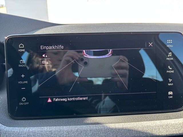 Fahrzeugabbildung SKODA Kamiq 1.0 TSI DSG Selection ACC+AHK+NAVI+SHZ+GRA