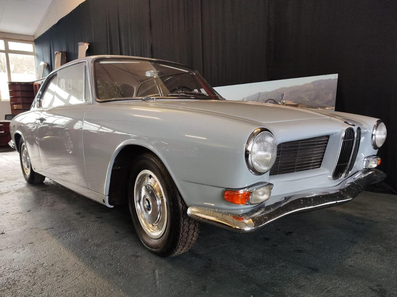 BMW 3200 CS Bertone Coupe