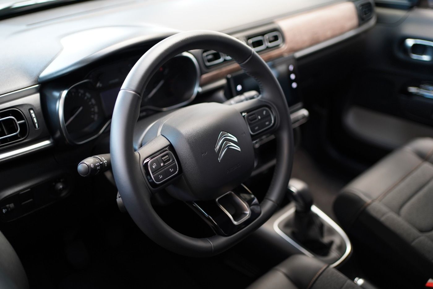 Fahrzeugabbildung Citroën C3 PureTech 83 Max Sitzheizung Navi DAB Klima