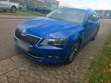 Skoda Superb 2,0 Tdi 190ps, Laurin&Klement... - Skoda Superb Kombi Laurin klement mit Diesel-Antrieb