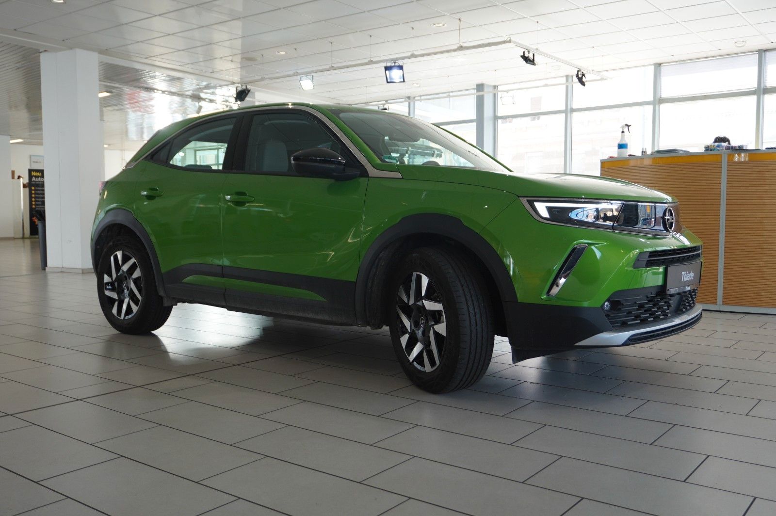 Fahrzeugabbildung Opel Mokka-e ELEGANCE 3-PHASIG NAVI/LED/KAMERA/SPORT