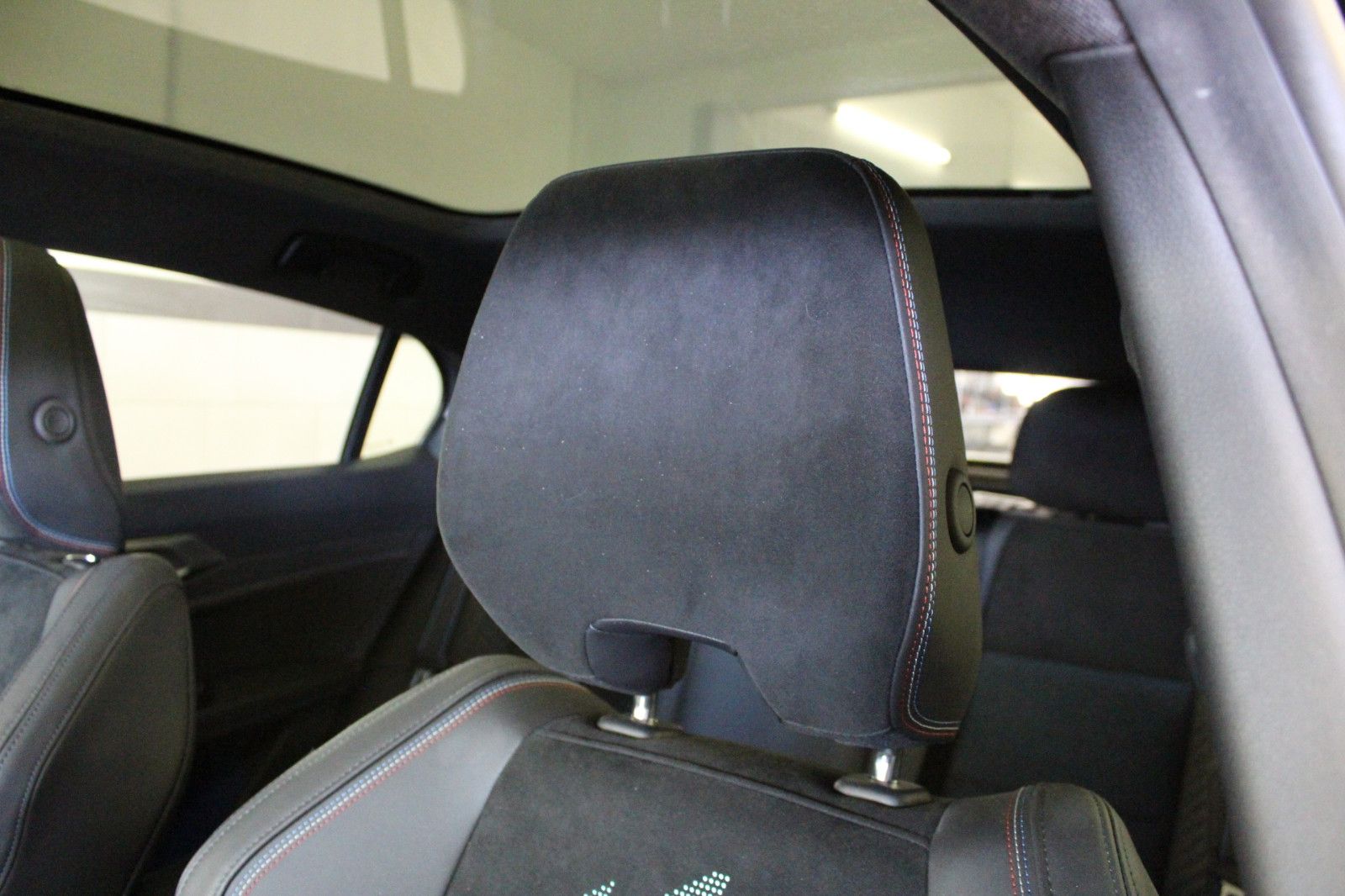 Fahrzeugabbildung Renault Rafale Hybrid E-Tech 4x4 300 PHEV Esprit Alpine