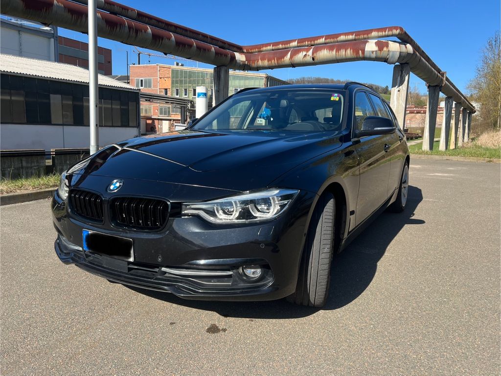 Image of BMW 320