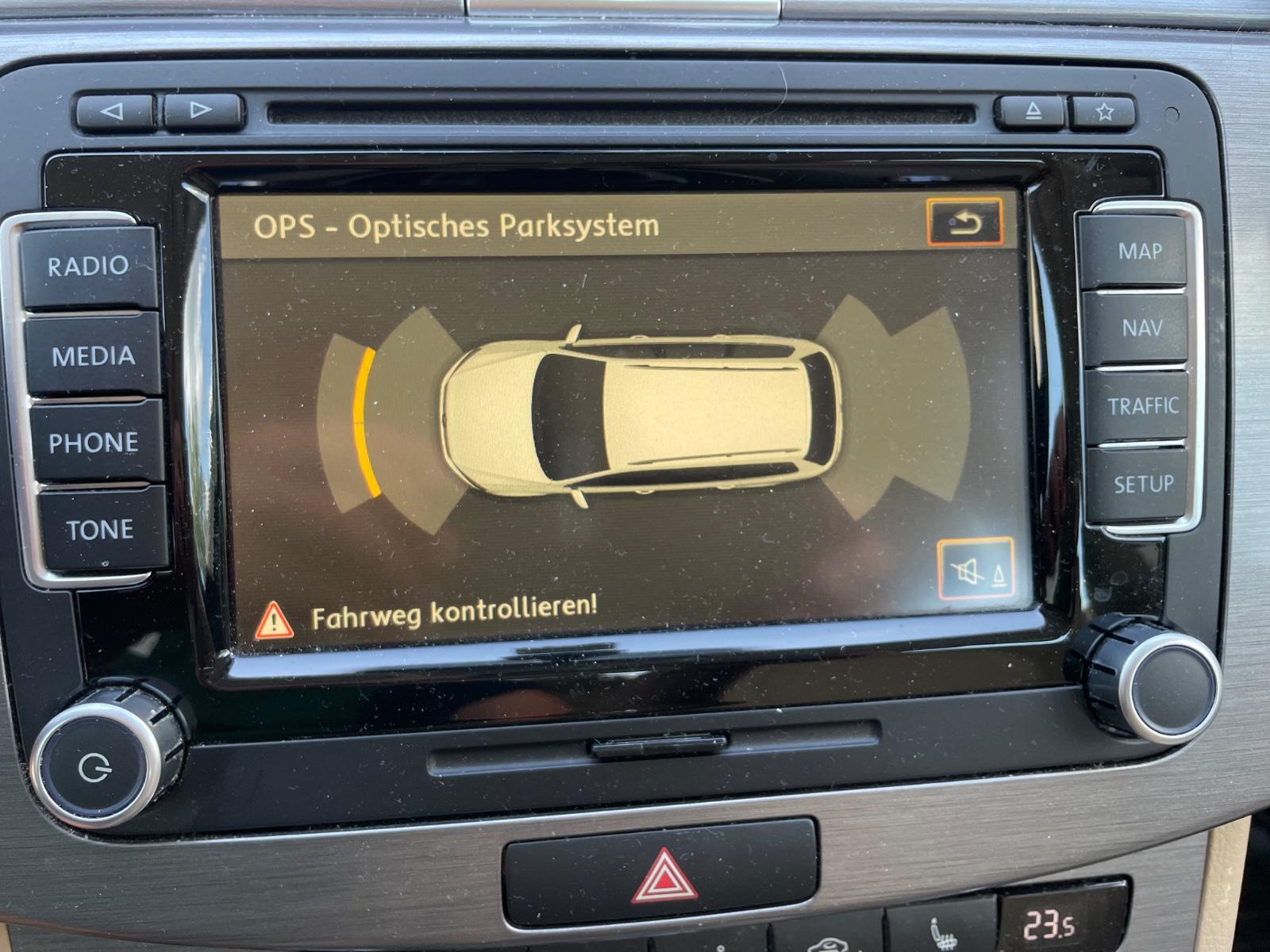 Volkswagen Passat 2014 — photo 11