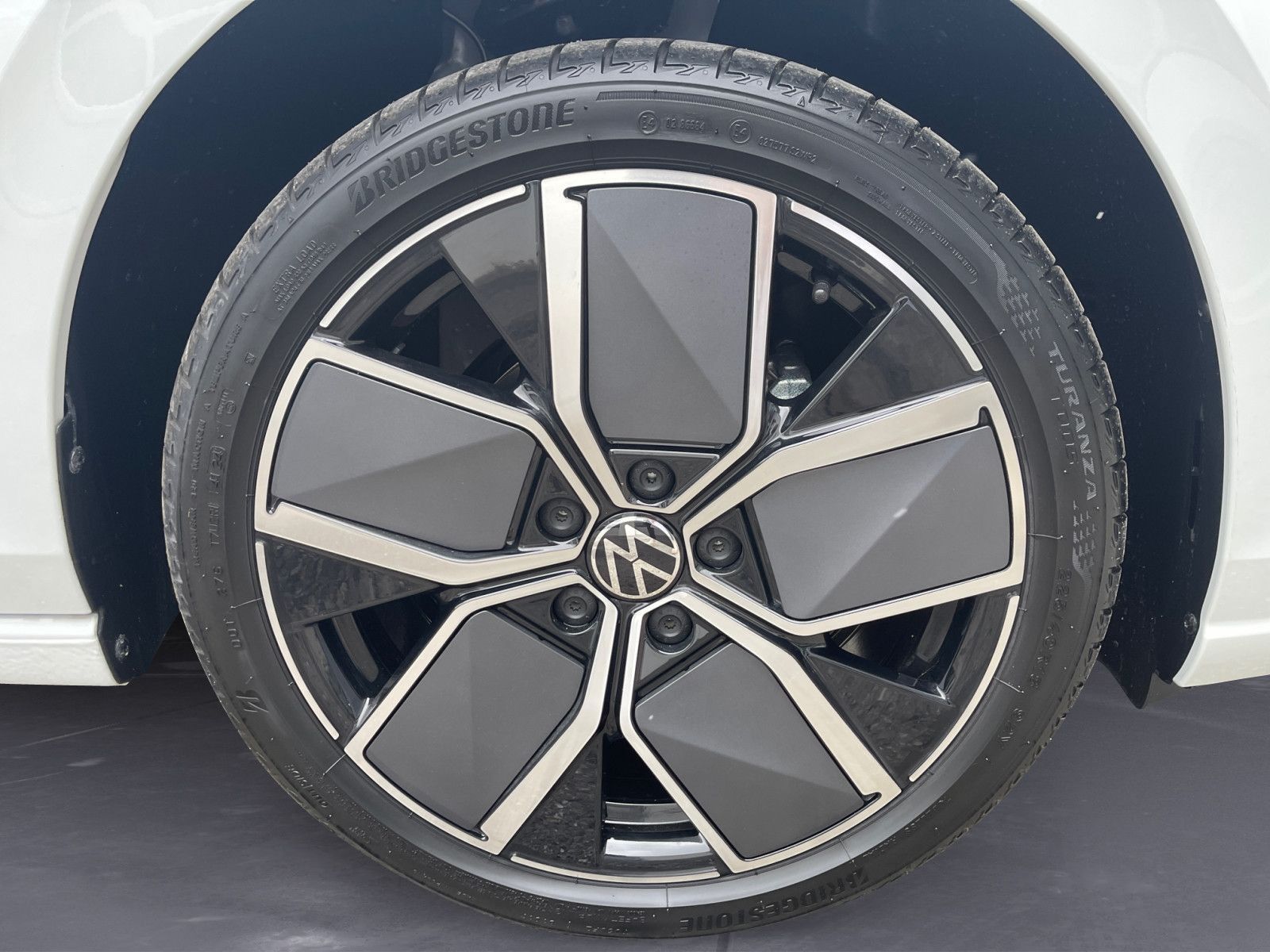 Volkswagen Golf - Bild 9