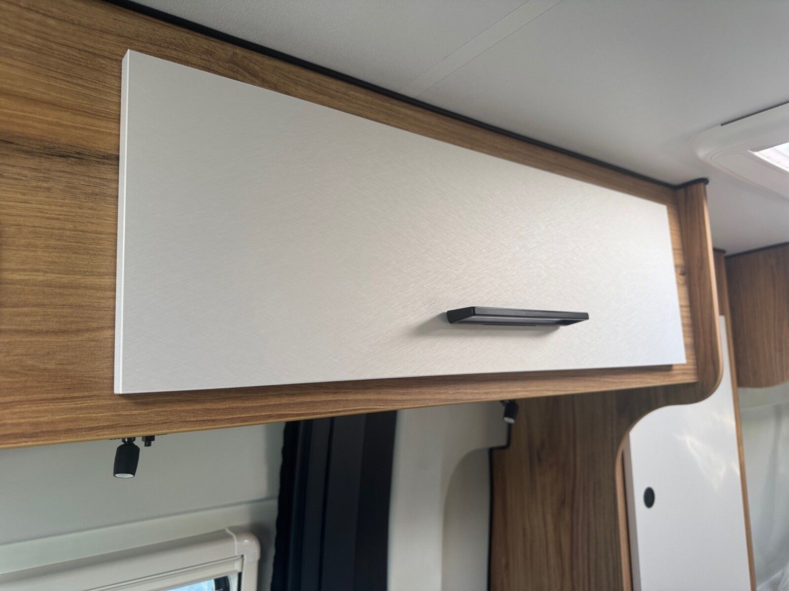 Fahrzeugabbildung Karmann Dexter DE 600 Markise / Concept Paket