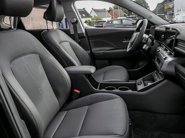 Hyundai Kona 1.6 Select 2WD Autobahnassistent Kamera