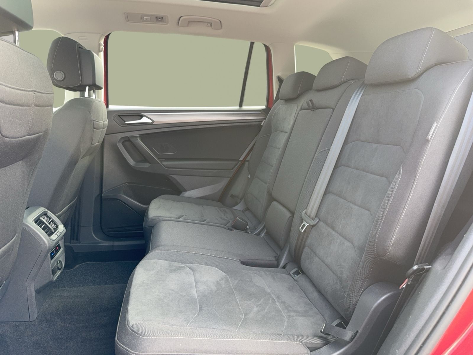 Tiguan Allspace 2.0 TSI Elegance 4Motion, AHK, P