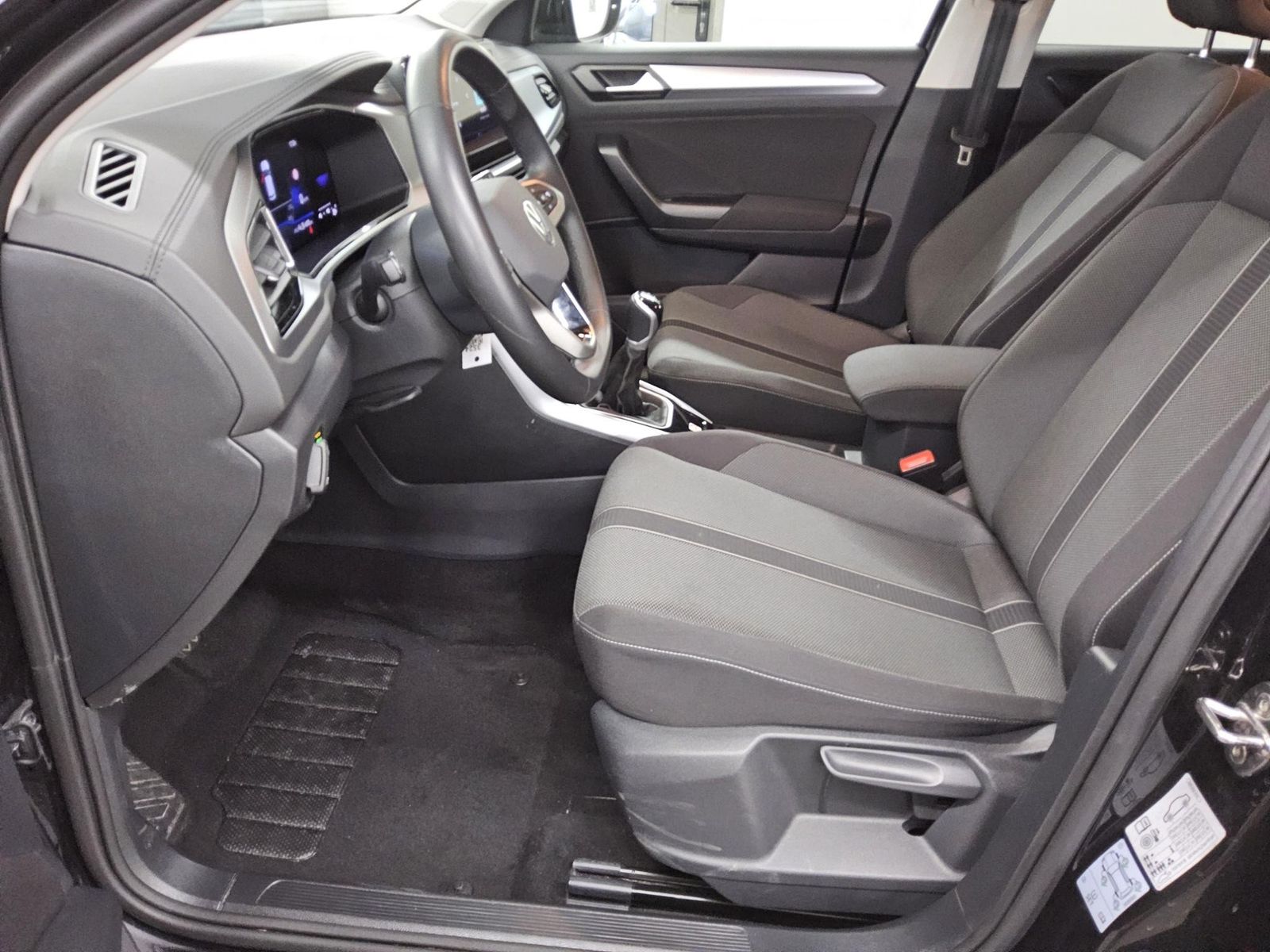 Volkswagen T-Roc 1.0 TSI Life LED DC Shz PDC Klima foto 9