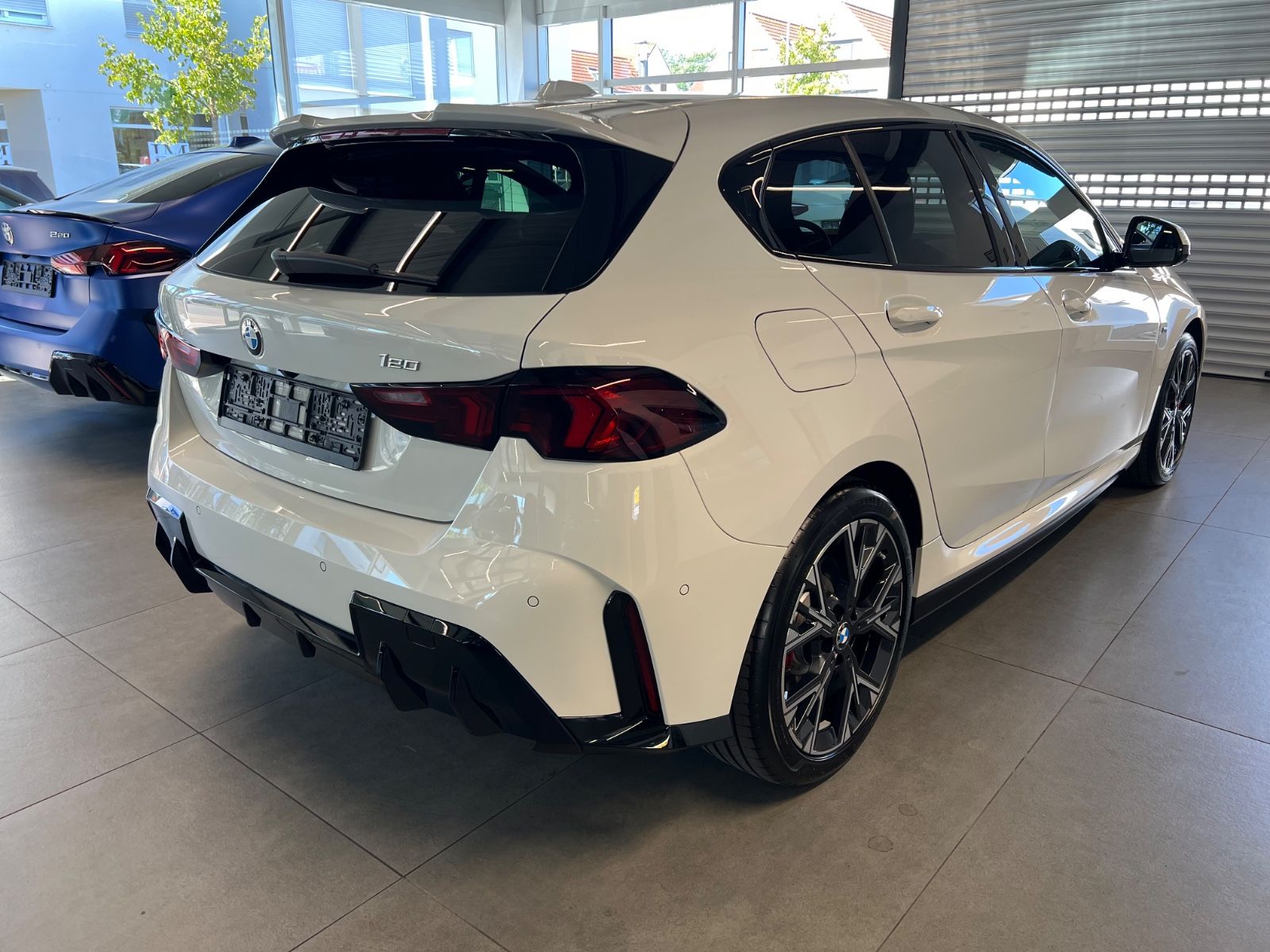 BMW 120 M Sport Pro / Massage / 360° Kamera / HeadUp imagem 2