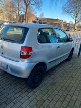 Volkswagen VW Fox  2007 zum Verkaufen TÜV 8/2027 - Volkswagen Fox in Duisburg