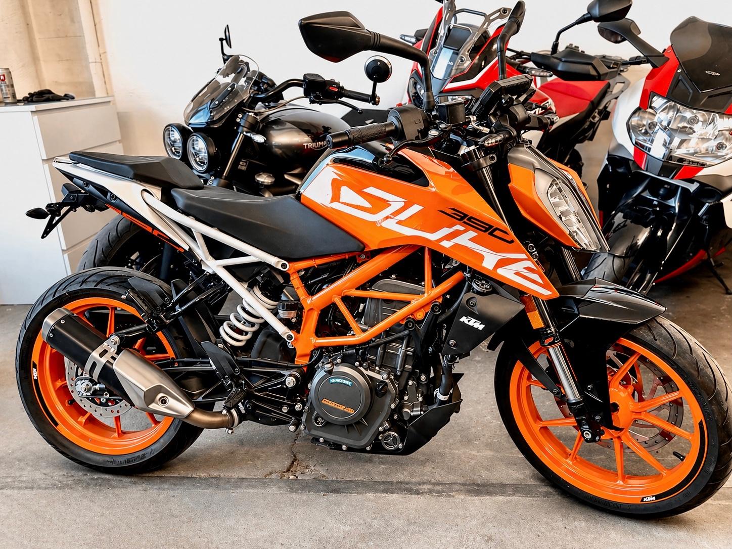 KTM Duke 390 ABS | 1. Hand | wenig KM | Tieferlegung