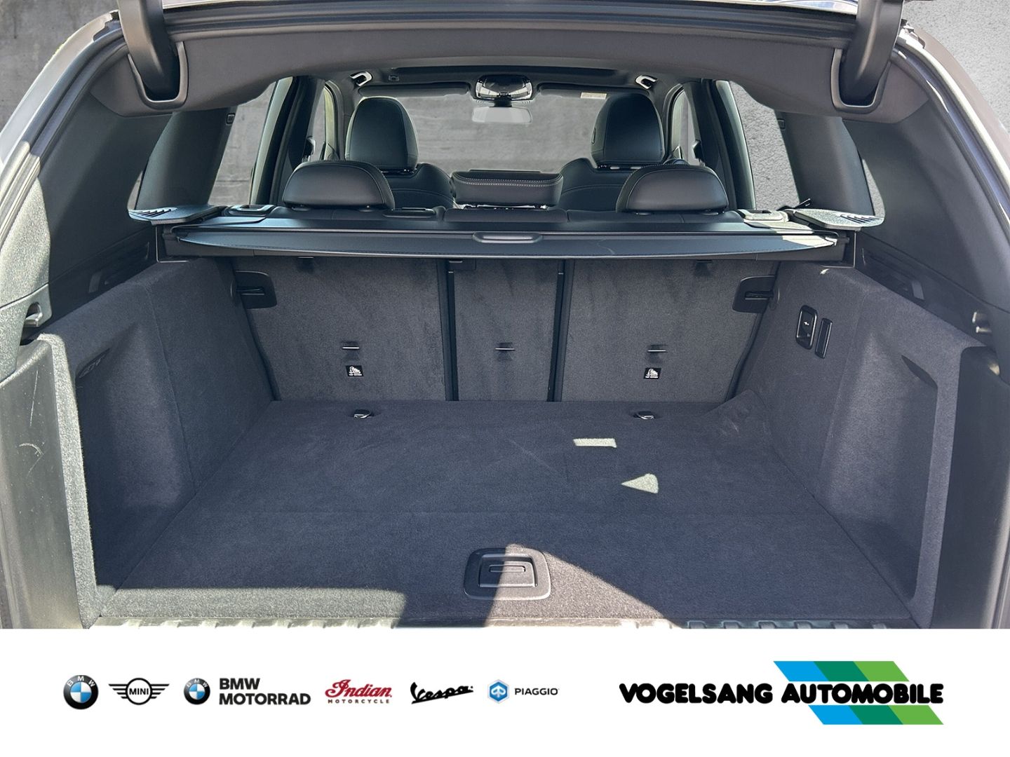 Fahrzeugabbildung BMW X3 xDrive 30e,M Sport,Panodach,Leder,HIFI,DAB,Dr
