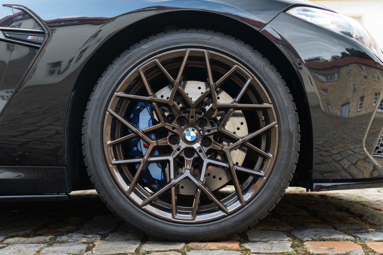 Fahrzeugabbildung BMW M8 Cabrio Competition LASERLICHT HUD H&K 360° M