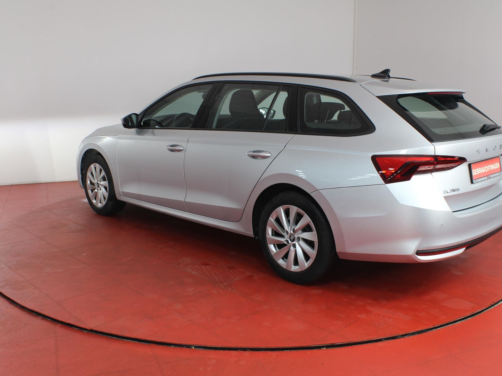 Skoda Octavia Combi Selection 2.0TDI 297,-ohne Anzahlu foto 22