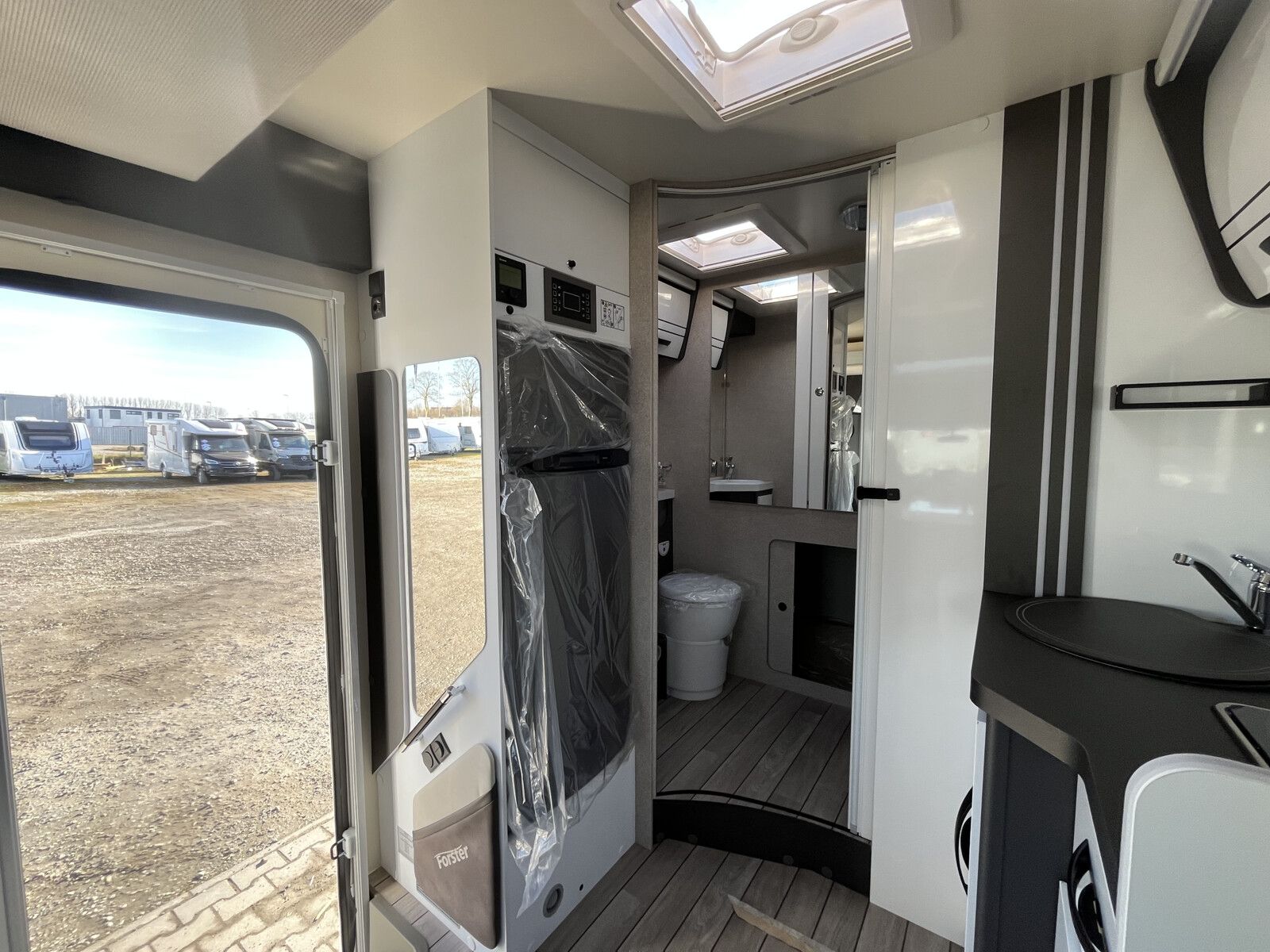 Fahrzeugabbildung Forster T FT699LF 11770,- Sondernachlass / 165 PS