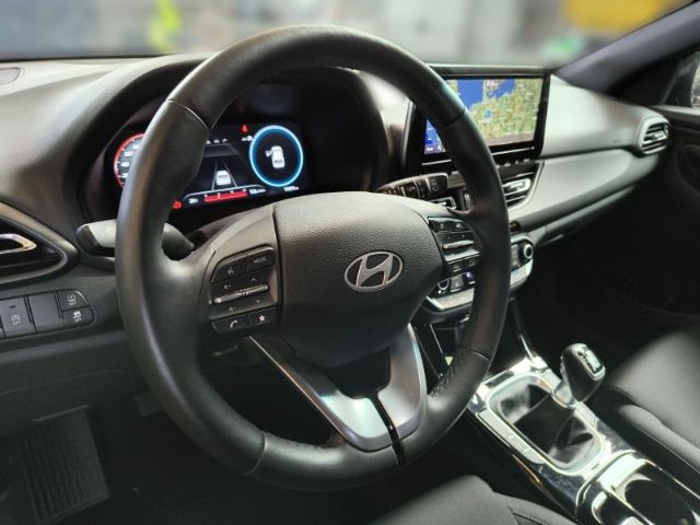 Fahrzeugabbildung Hyundai i30 FL Kombi (MY25) 1.0 T-GDI (100 PS) Advantage