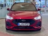 Ford Focus Turnier ST-Line X+5 J.Garantie*+Automatik - Ford Focus: Rot