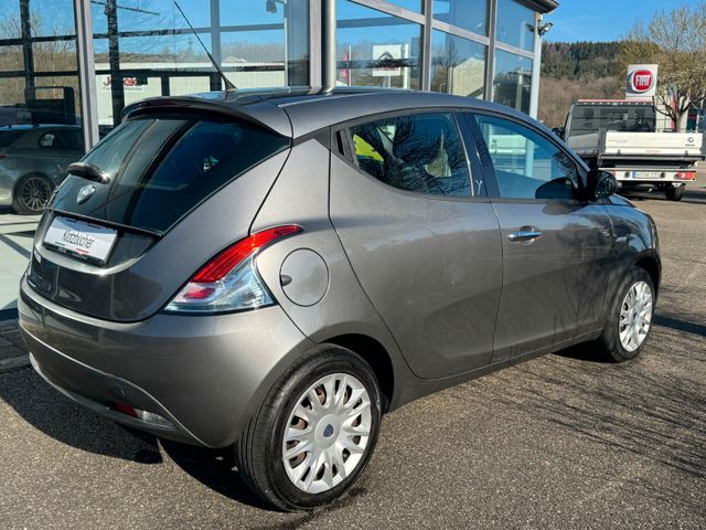 LANCIA Ypsilon Gold