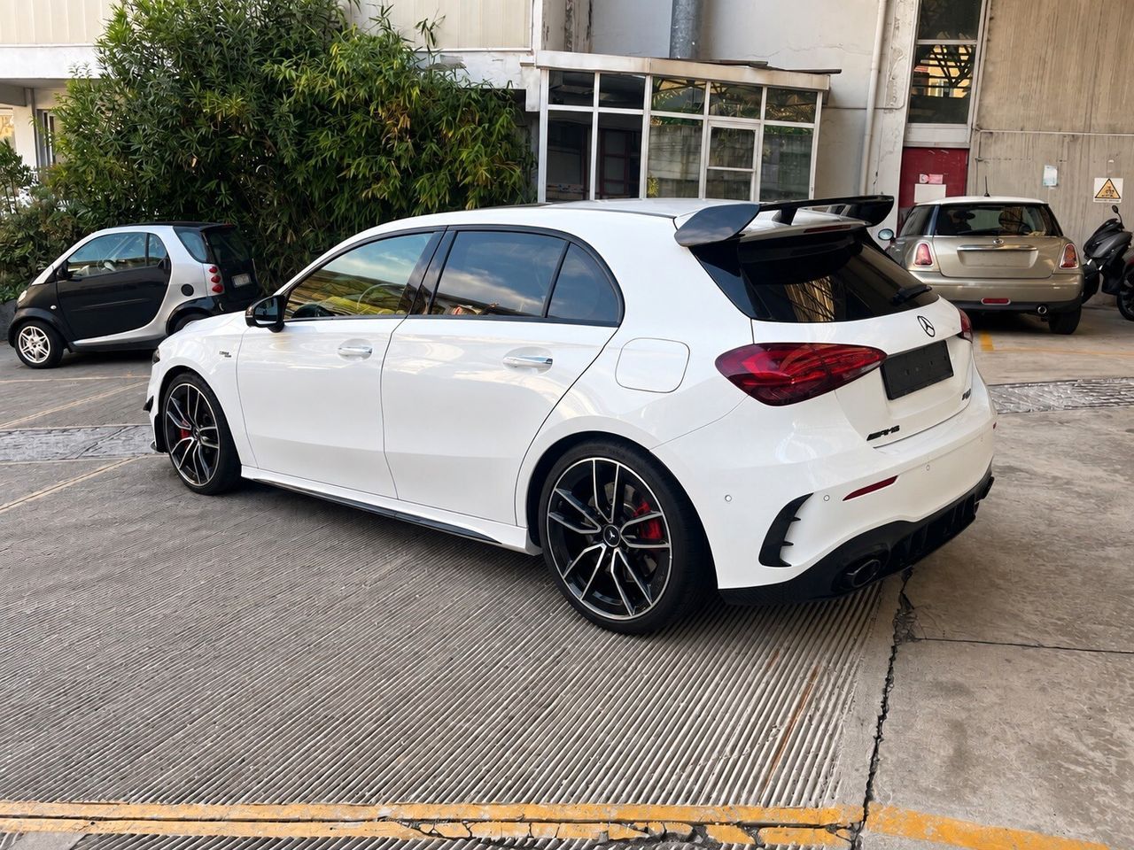 Mercedes-Benz Mercedes-benz A 35 AMG Mercedes Classe A35 4Mati imagem 3