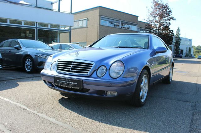 Mercedes-Benz CLK 320 ELEGANCE,SHD,PTS 1.Hand Neuwertig!