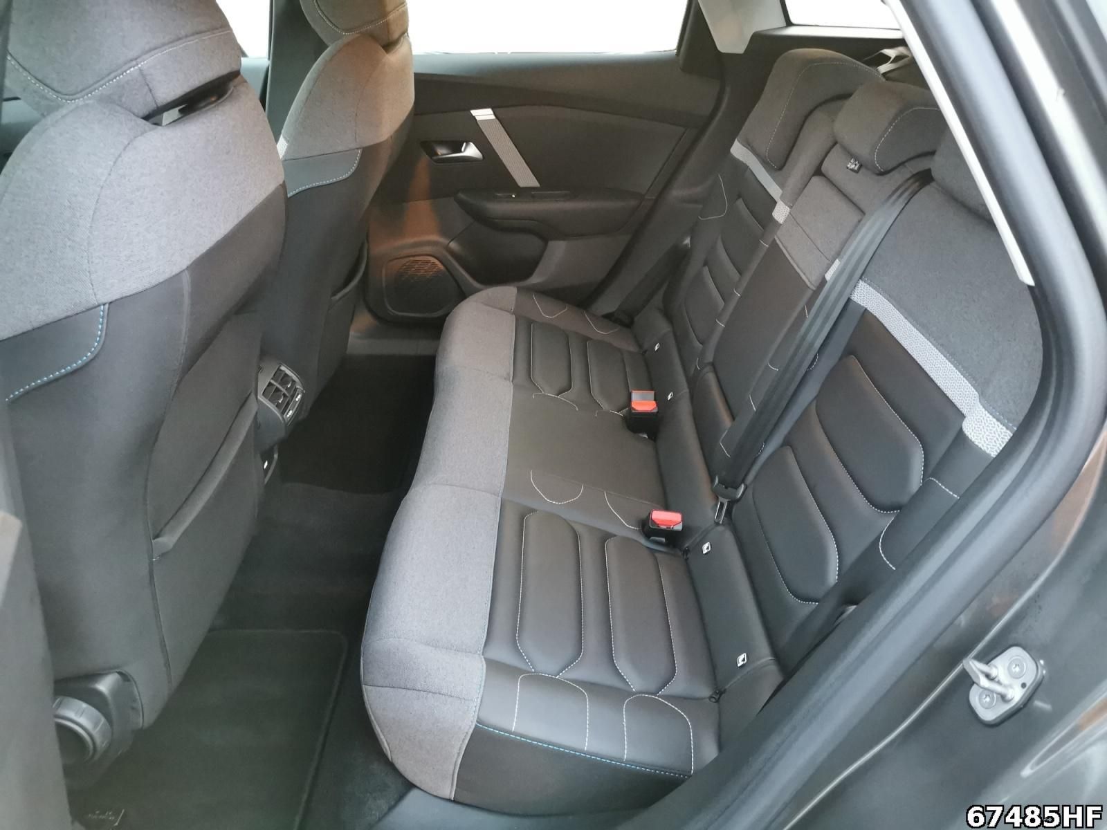 Fahrzeugabbildung Citroën C4 1.2 Pure Tech 130, Shine