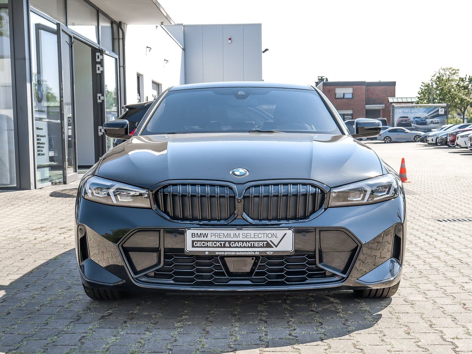 BMW 330 - Bild 8