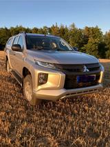 Mitsubishi L200 - silberne Mitsubishi L200