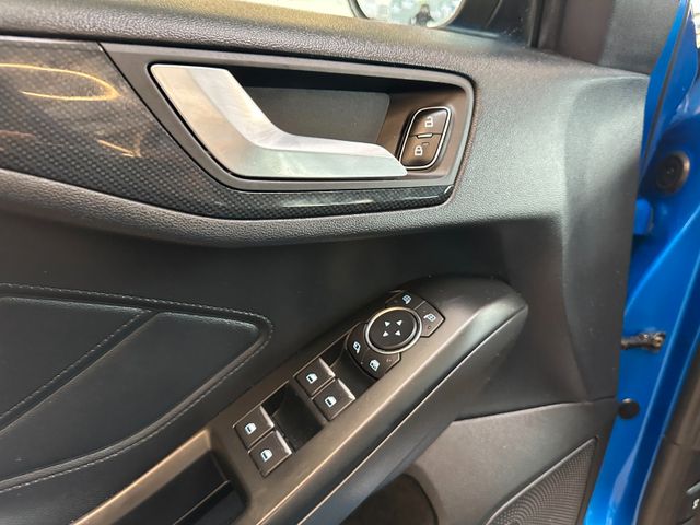 Ford Focus Lim. *ST-Line*ACC*Spurhalte*Keyless*B&O*