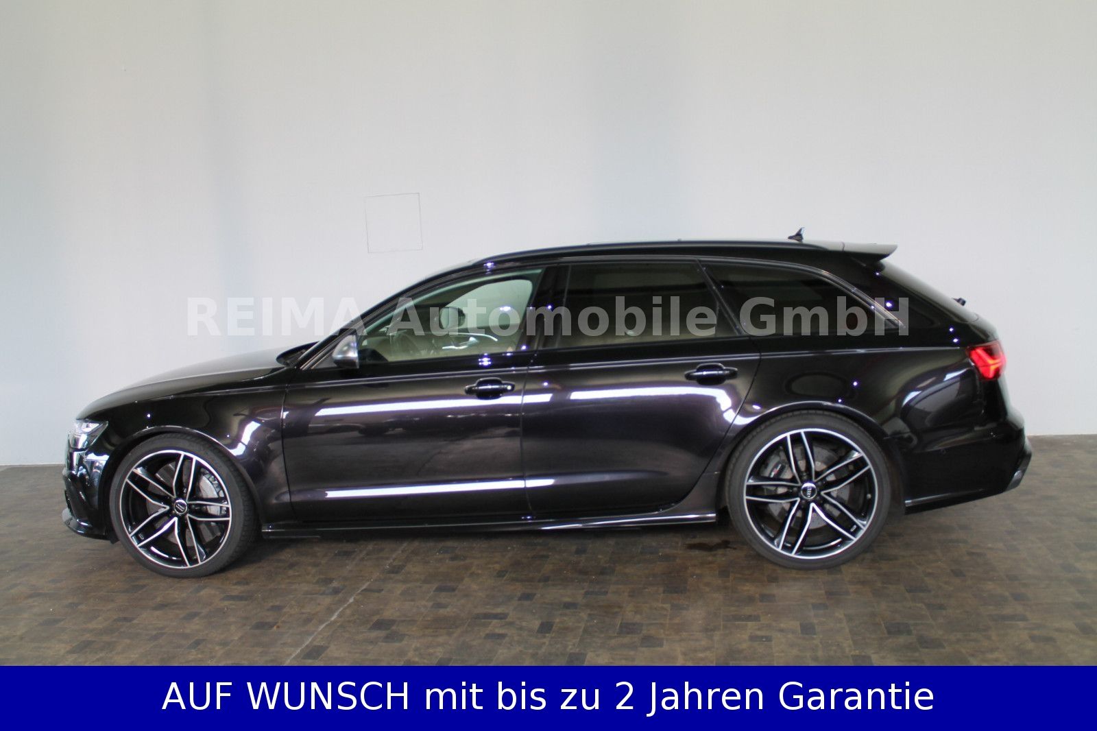 Fahrzeugabbildung Audi RS 6 Avant 4.0 TFSI quattro performance, Matrix