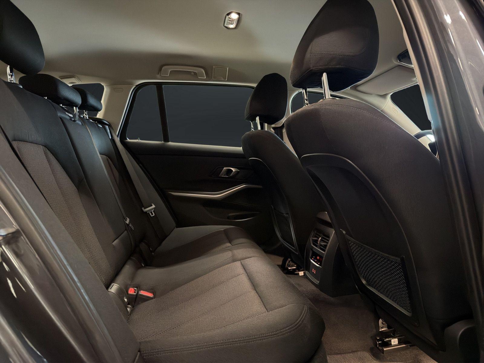 BMW 3 Series d xDrive Advantage, миниатюра 17