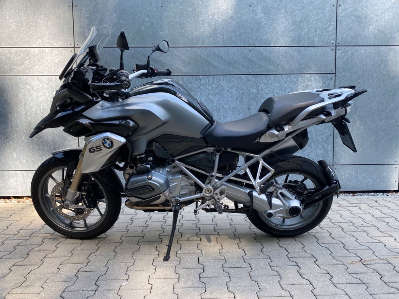 Fahrzeugabbildung BMW R 1200 GS LC Carbon