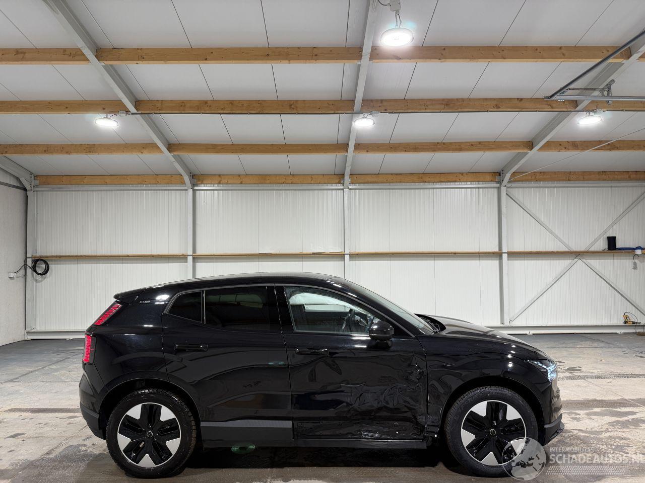 Volvo EX30 69kWh 200kW Single Motor Extended Range COR