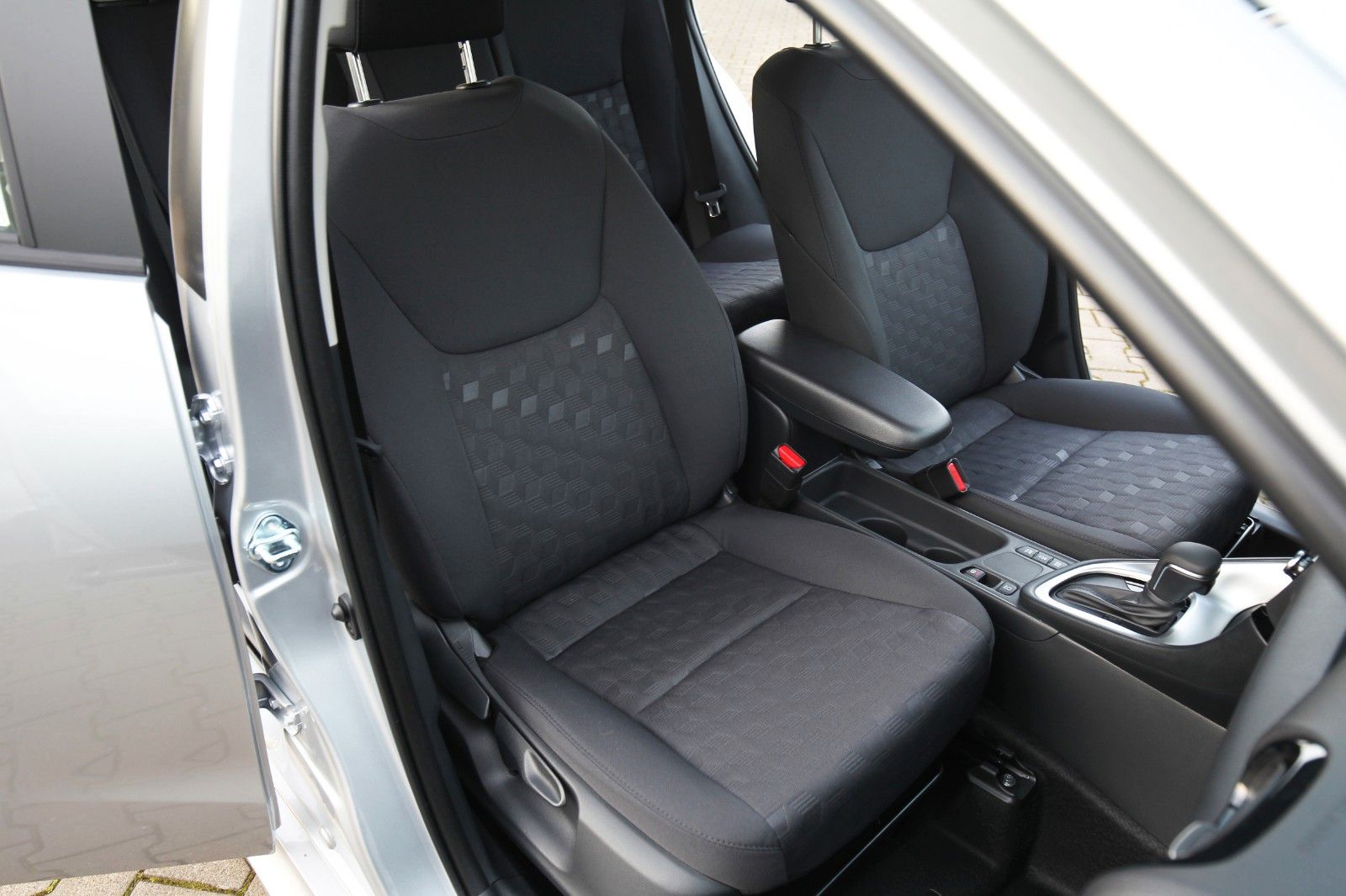 Mazda 2 Hybrid - Bild 18