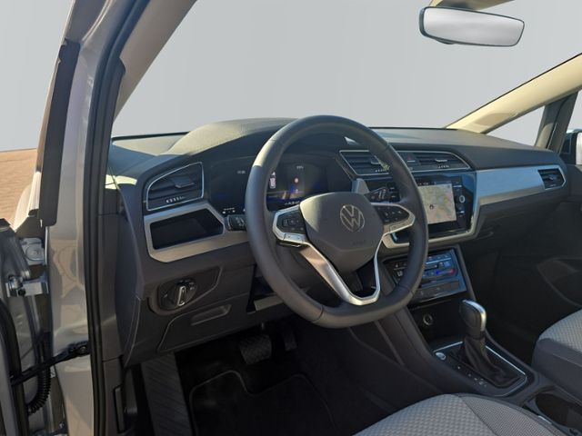 Touran 1.5 TSI DSG 7-SITZER AHK+RFK+ACC+NAVI+PDC