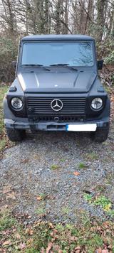 Mercedes-Benz G 280 - schwarze Mercedes-Benz G 280