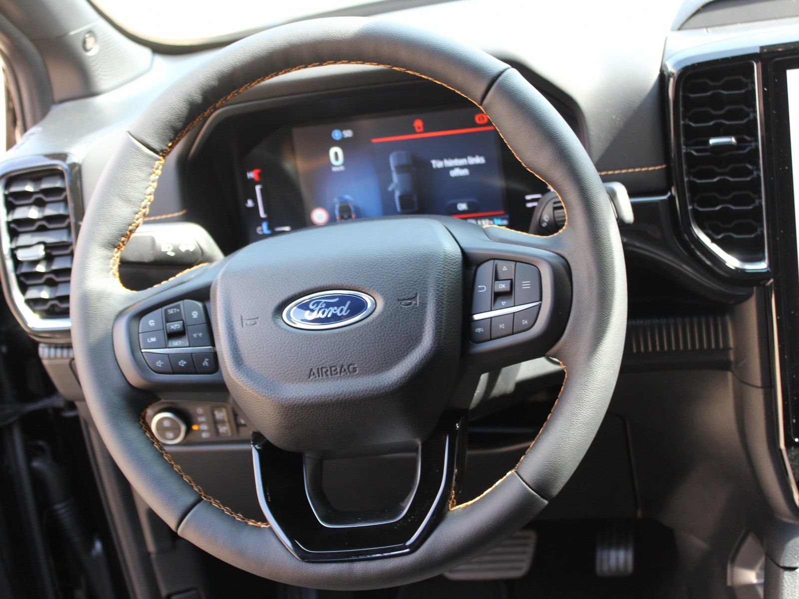 Fahrzeugabbildung Ford Ranger Wildtrak PHEV e-4WD Doppelkabine